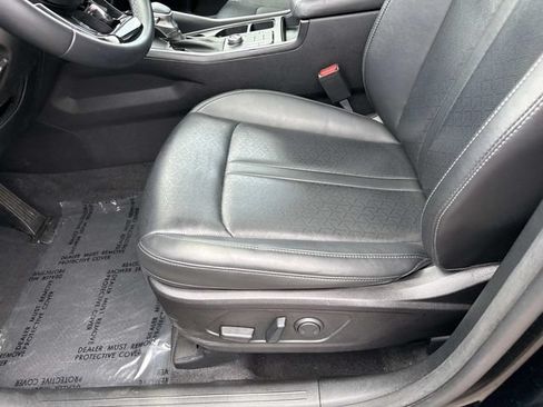 Used 2023 Kia Sorento S w/ Panoramic Sunroof Package FWD image 15