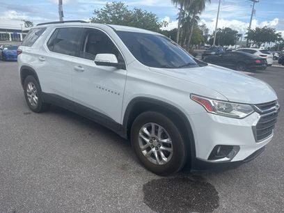 Used 2020 Chevrolet Traverse LT