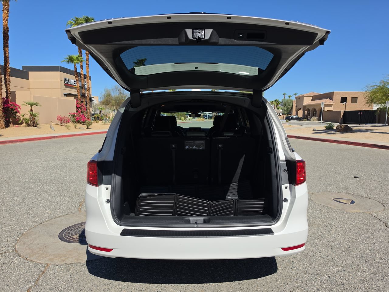 Used 2024 Honda Odyssey Sport image 25