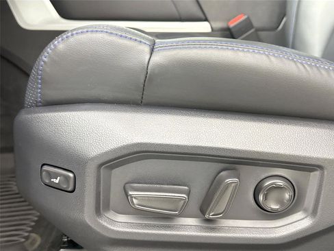 Certified 2025 Toyota Sequoia Platinum image 31