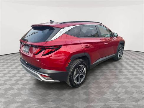 Used 2025 Hyundai Tucson SEL AWD/4WD image 6