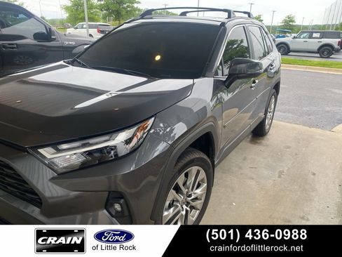 Used 2025 Toyota RAV4 XLE Premium image 1