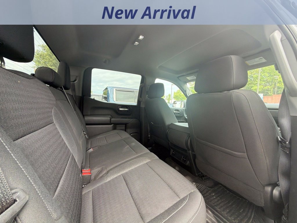 Used 2023 Chevrolet Silverado 1500 Custom AWD/4WD image 7