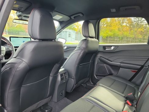 New 2026 Ford Escape ST-Line w/ Tech Pack #1 image 15