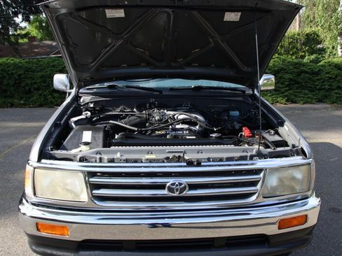 Used 1997 Toyota T100 SR5 AWD/4WD image 18