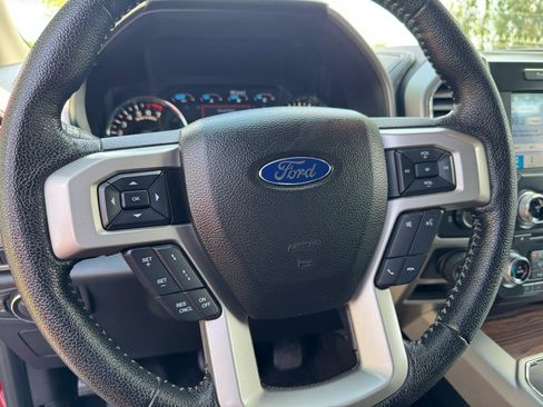 Used 2016 Ford F150 Lariat w/ Equipment Group 502A Luxury AWD/4WD image 17