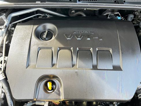 Used 2017 Toyota Corolla SE image 34