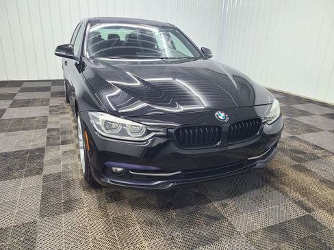 Used 2018 BMW 330i xDrive Sedan w/ Convenience Package image 4