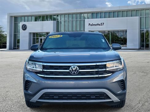 Used 2023 Volkswagen Atlas Cross Sport SE w/ Panoramic Sunroof Package image 2
