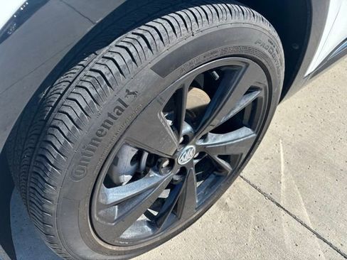 Used 2023 Buick Envision Preferred w/ Sport Touring Package image 7