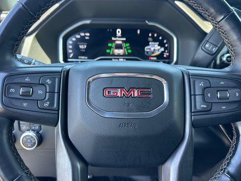 Used 2024 GMC Sierra 2500 AT4 w/ AT4 Premium Plus Package AWD/4WD image 29