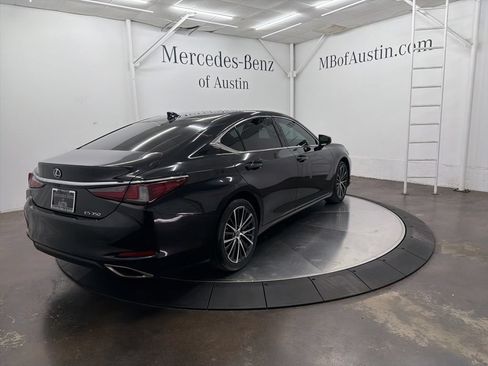 Used 2022 Lexus ES 350 w/ Premium Package FWD image 7