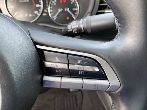 Used 2022 MAZDA MAZDA3 s image 15