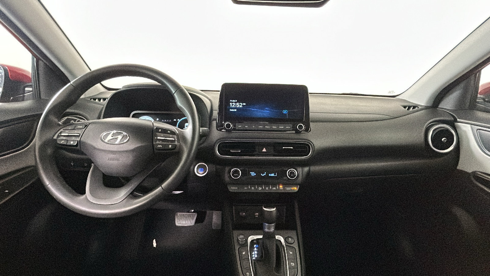 Certified 2022 Hyundai Kona Limited w/ Cargo Package AWD/4WD image 34