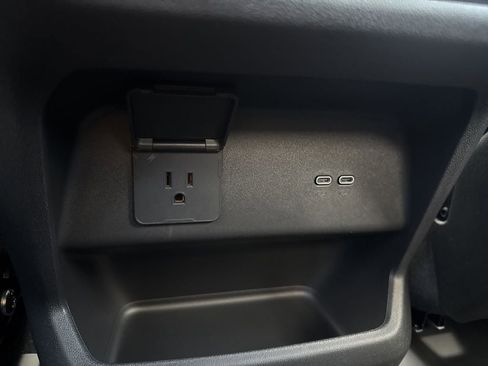 New 2026 GMC Sierra EV Elevation w/ LPO, Elevation Dark Package image 39