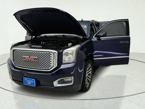 Used 2017 GMC Yukon Denali w/ Open Road Package RWD image 30