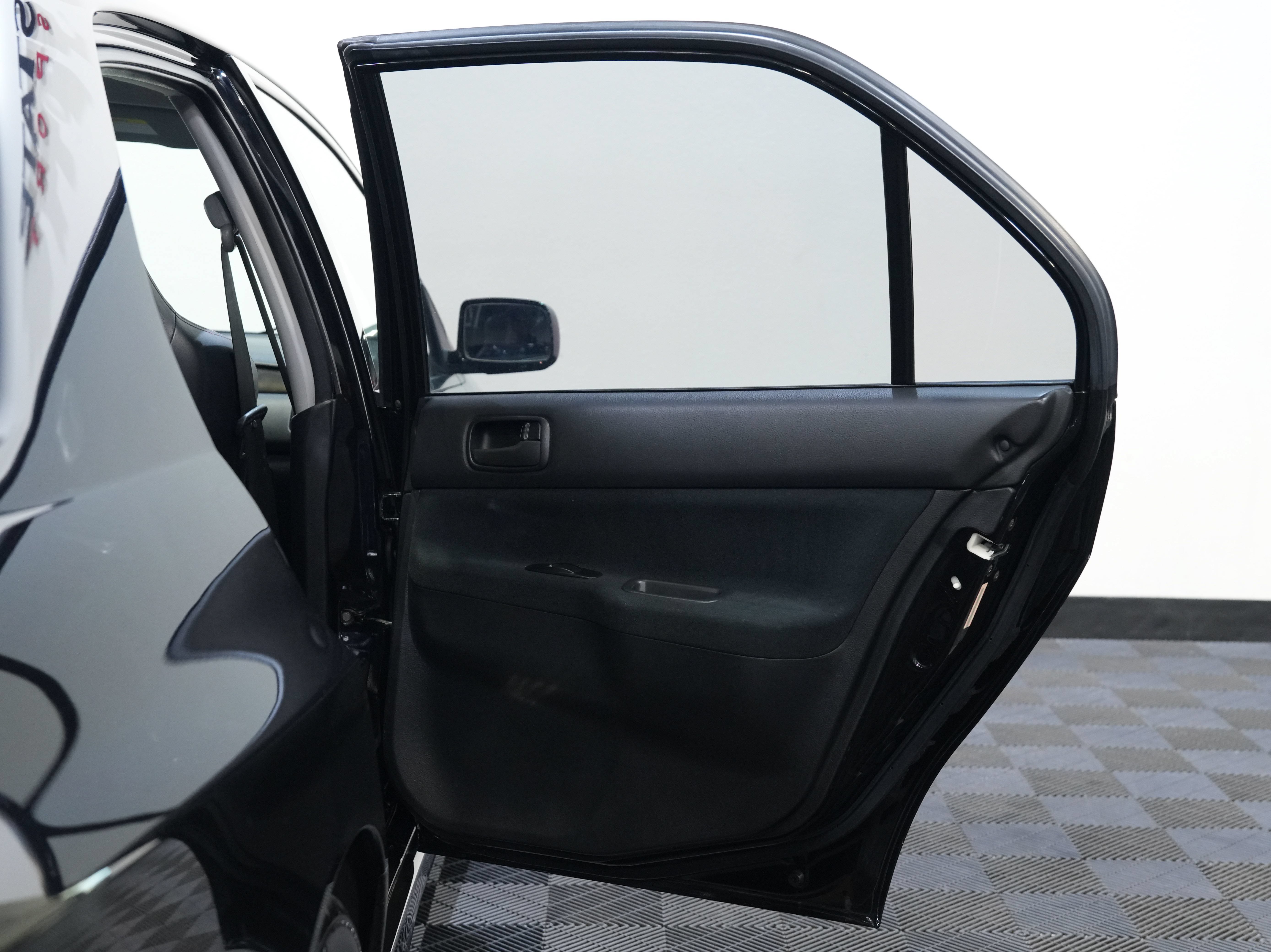 Used 2006 Mitsubishi Lancer Evolution AWD/4WD image 27