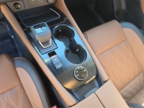 Used 2024 Nissan Rogue Platinum image 28