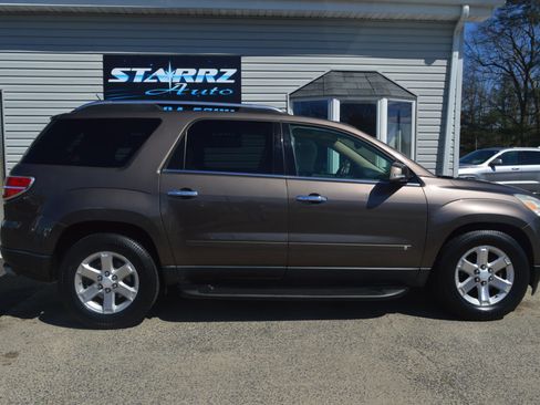 Used 2007 Saturn Outlook XR w/ Premium Trim Pkg image 6