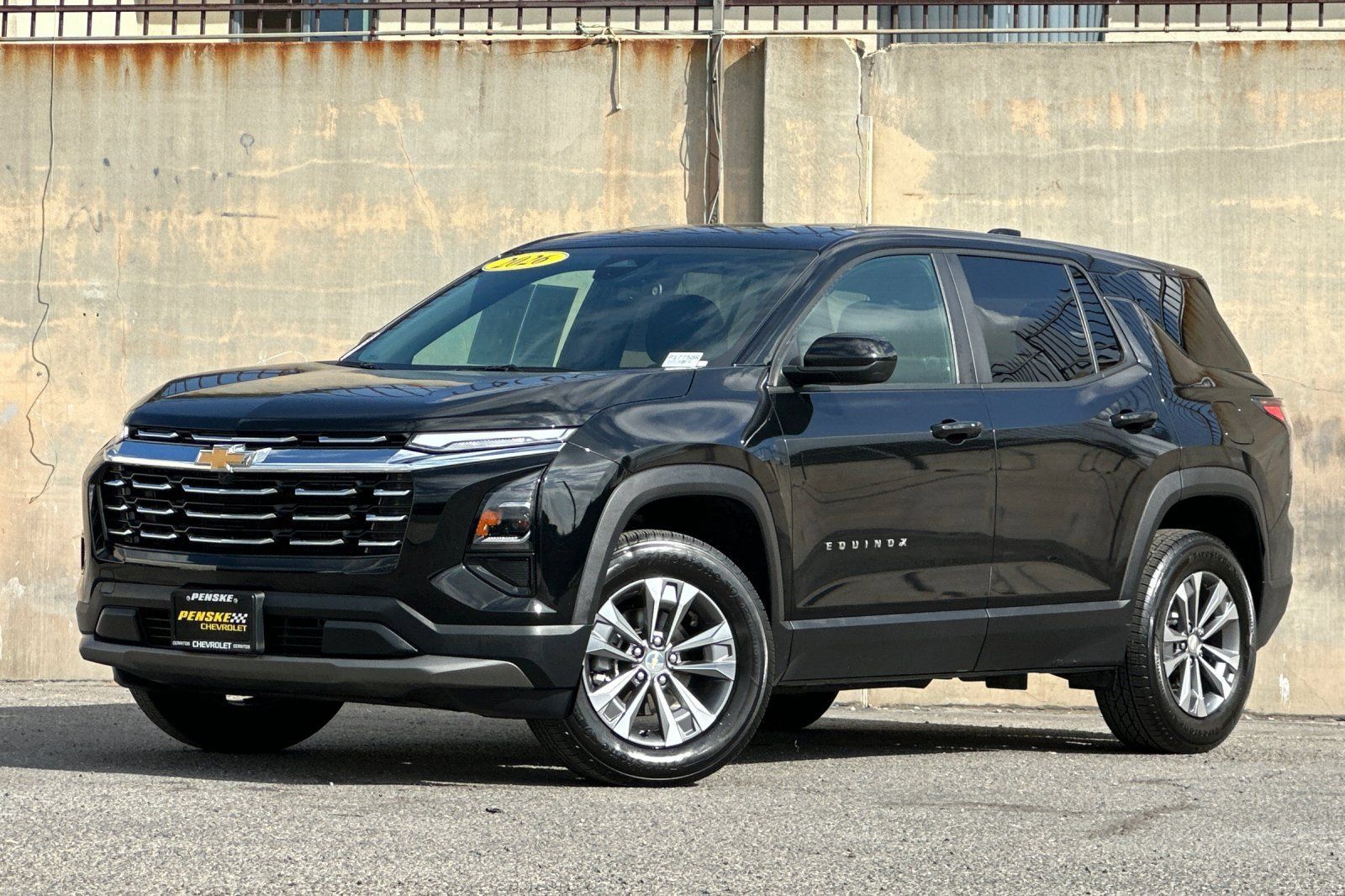 Certified 2026 Chevrolet Equinox LT w/ Convenience Package II FWD image 8