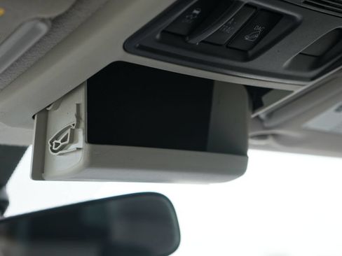 Used 2018 Toyota 4Runner SR5 AWD/4WD image 31