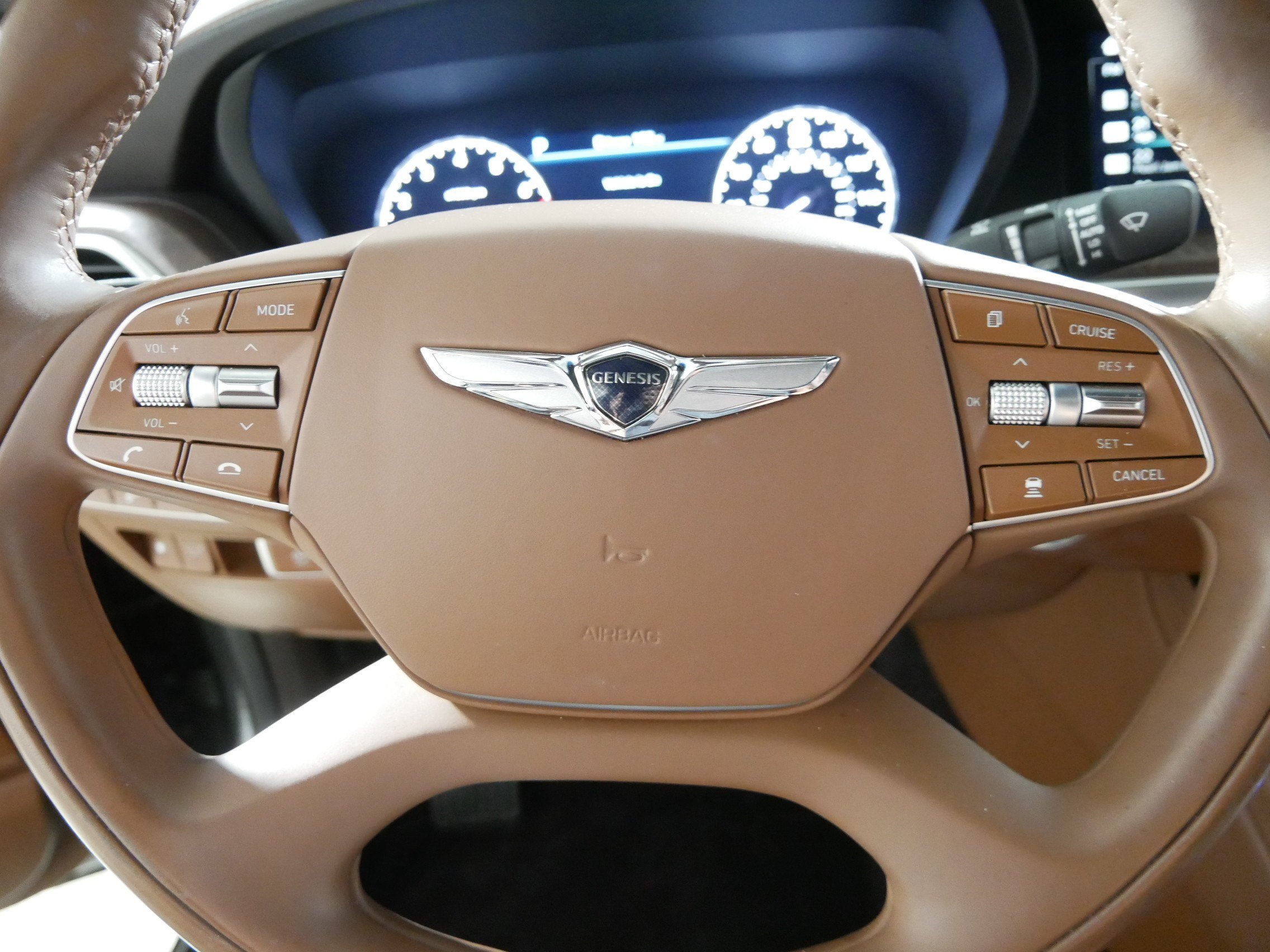 Used 2020 Genesis G90 5.0 Ultimate AWD/4WD image 25