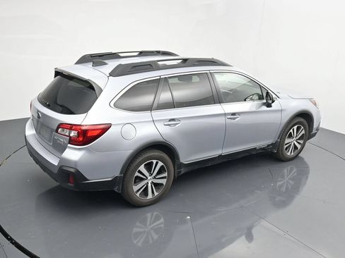 Used 2019 Subaru Outback 3.6R Limited w/ Protection Package #1 AWD/4WD image 16