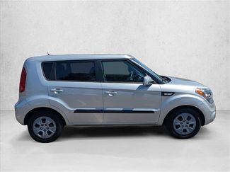 Used 2012 Kia Soul FWD video 4