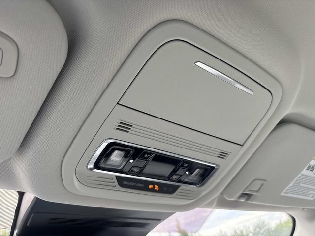 New 2026 Lincoln Nautilus Premier AWD/4WD image 29
