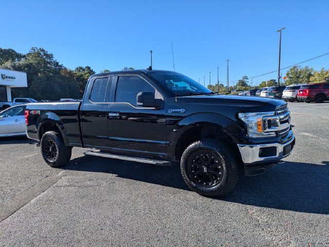 Used 2018 Ford F150 XLT w/ Equipment Group 301A Mid AWD/4WD image 3