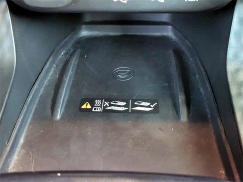 Used 2023 Chevrolet TrailBlazer ACTIV w/ Sun and Liftgate Package image 22