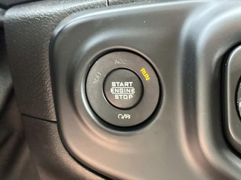 Certified 2018 Jeep Wrangler Unlimited Sport S AWD/4WD image 43