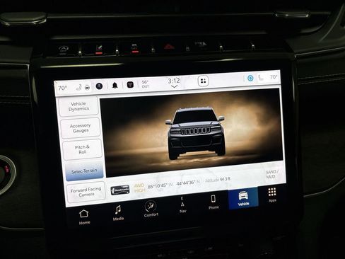 Used 2023 Jeep Grand Cherokee L Limited w/ Luxury Tech Group II image 46