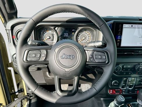 New 2026 Jeep Gladiator Rubicon w/ Dual Top Group image 12