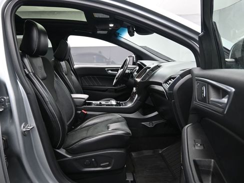 Used 2020 Ford Edge ST w/ Equipment Group 401A image 32