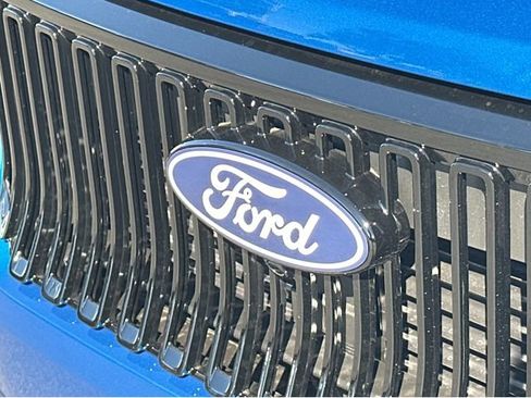 New 2026 Ford Maverick Lobo image 24