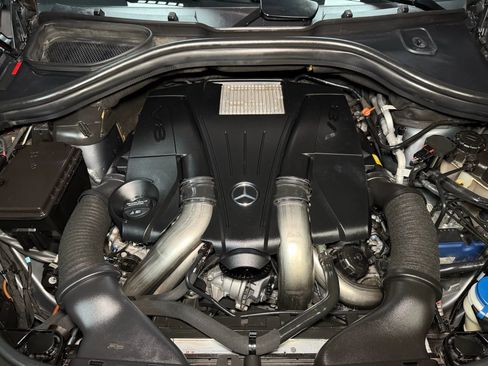 Used 2017 Mercedes-Benz GLS 550 GLS 550 Sport Utility 4D w/ Driver Assistance Package image 64