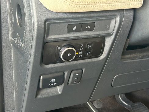 Used 2023 Ford Expedition Max Limited image 37