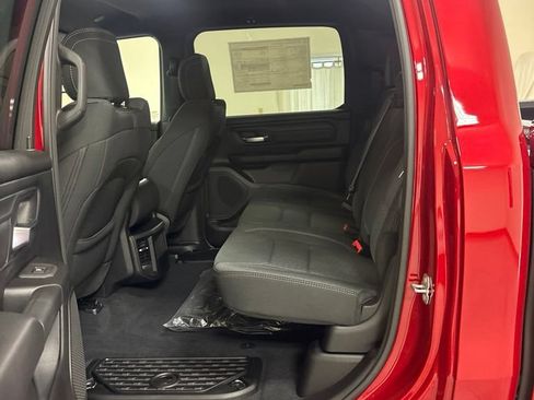 New 2026 RAM 1500 Express AWD/4WD image 20