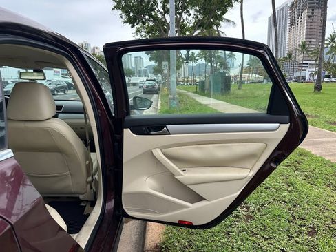 Used 2012 Volkswagen Passat 2.5 SE image 17