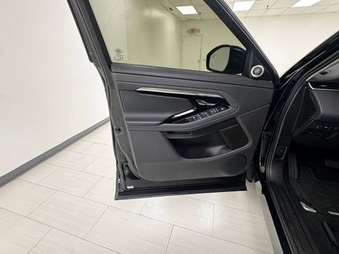 Used 2021 Land Rover Range Rover Evoque S image 9