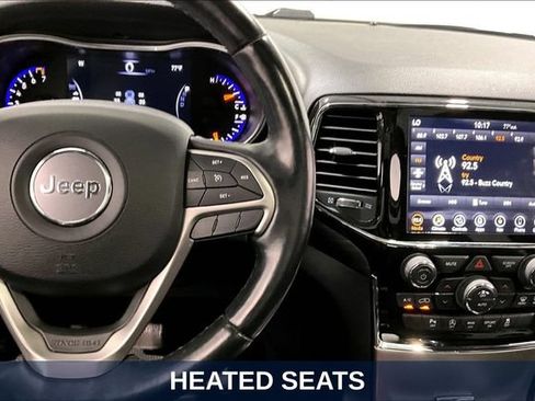 Used 2021 Jeep Grand Cherokee Altitude AWD/4WD image 16