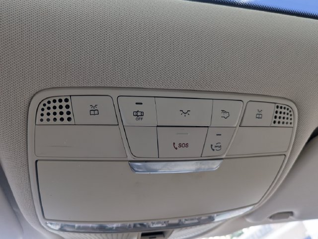 Used 2021 Mercedes-Benz GLC 300 image 28