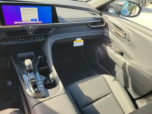 New 2026 Toyota Crown AWD/4WD image 28
