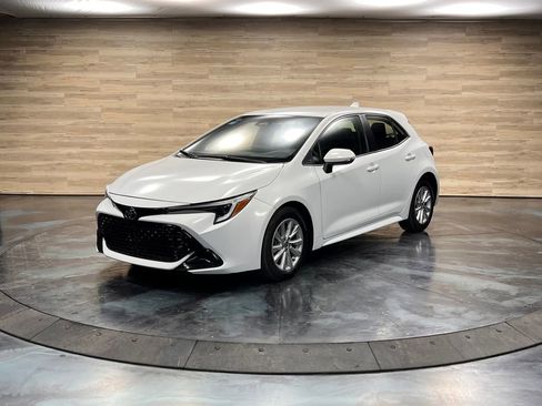 Used 2024 Toyota Corolla SE FWD image 4