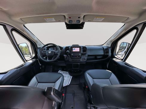 Used 2025 RAM ProMaster 2500 w/ Convenience Group FWD image 7