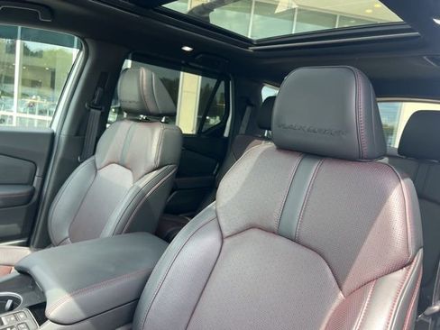Certified 2025 Honda Pilot Black Edition image 21