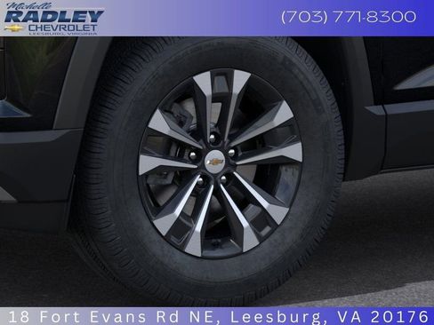 New 2026 Chevrolet Equinox LT w/ Convenience Package II image 9