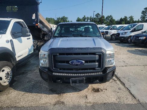 Used 2016 Ford F250 XL RWD image 3