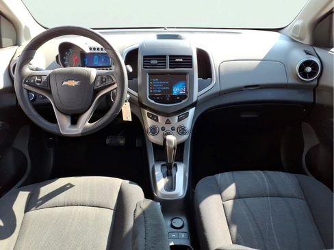 Used 2014 Chevrolet Sonic LT FWD image 7